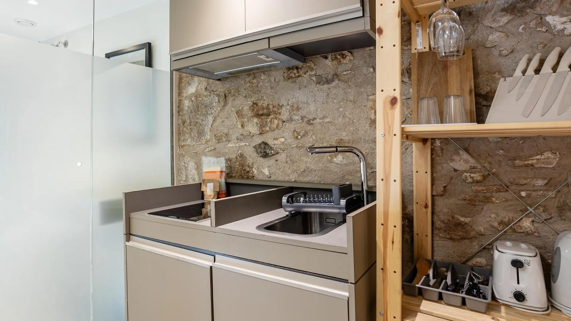 Apt 2 Romero Girona